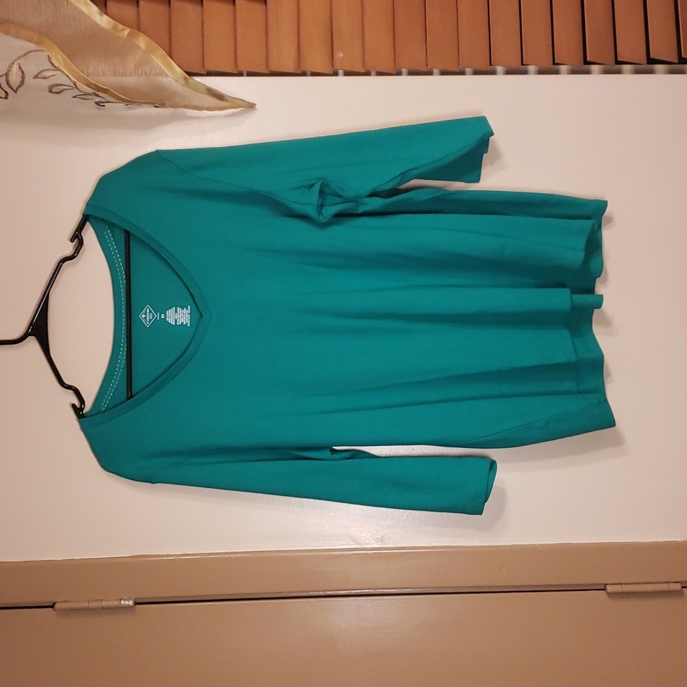 🔥$5 Plus Size 3/4 V-neck Tee Shirt 🔥$5